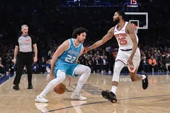 Ιστορικό triple double για τον Γιόκιτς, ήττα για τους Νάγκετς - Ρεκόρ σεζόν για τον Μίτσιτς, ήττα για τους Χόρνετς (vids)