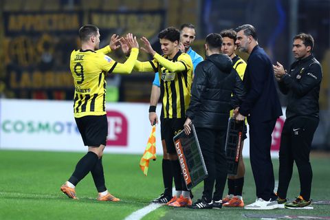 Ο Γιόβιτς το... κουπί, ο Καραργύρης στην αποστολή