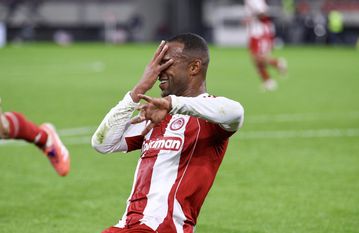 Ρεσιτάλ Ελ Κααμπί, ερυθρόλευκη τριάρα και τώρα «τελικός» με την Καϊράτ