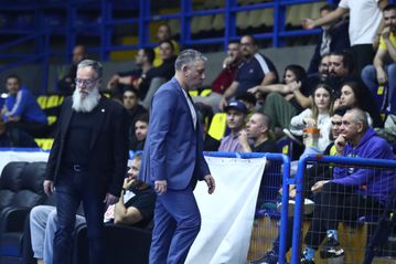 Αποβλήθηκε ο Ηλίας Παπαθεοδώρου στο Περιστέρι Betsson - Μαρούσι