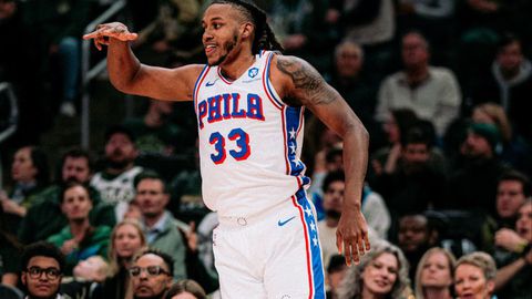 Χωρίς τον Γιάννη Αντετοκούνμπο, οι Μπακς ηττήθηκαν από τους Φιλαδέλφεια 76ers