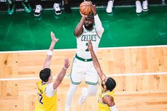 Άνετη επικράτηση των Σέλτικς επί των Λέικερς