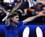 Τσιτσιπάς: Φοβερός Στέφανος κρατά την Ελλάδα ζωντανή με ανατροπή (vid)