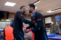 Η θερμή αγκαλιά Νεϊμάρ σε Μέσι: «Πού είσαι παγκόσμιε πρωταθλητή;» (vids)