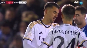 Ο Θεμπάγιος «μανούριασε» με τον Γκιουλέρ για ένα φάουλ κι εξόργισε τους Τούρκους: «Θα σε φάμε» (vids)