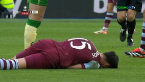 Τραυματίστηκε και έγινε αναγκαστική αλλαγή ο Μαυροπάνος