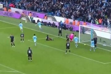 Άνετη πρόκριση για τη Μάντσεστερ Σίτι - Άφησαν ανοιχτούς λογαριασμούς Γουέστ Χαμ και Νότιγχαμ Φόρεστ