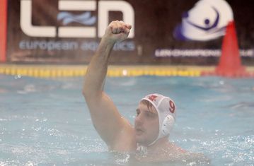 Εύκολα τη Ραντνίσκι ο Ολυμπιακός