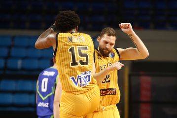 Η ΑΕΚ φιλοξενεί στα Άνω Λιόσια την Λιμόζ