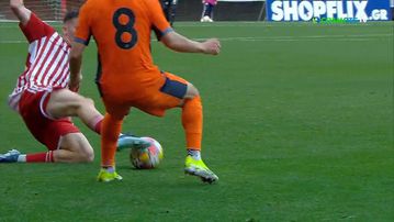 Αποβλήθηκε με δεύτερη κίτρινη ο Παπακανέλλος