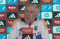 Αντσελότι: «Έχω κουραστεί να μιλάω για το συμβόλαιο του Βινίσιους»