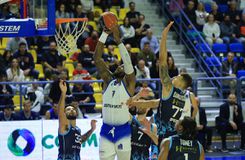 Ο Γουότσον παίζει με το Περιστέρι Domino’s και πάει Σαραγόσα!