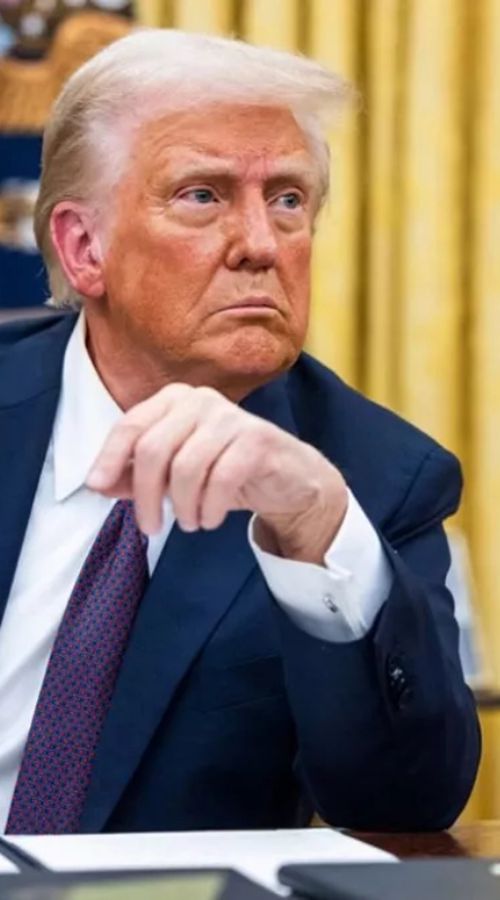 Δασμοί-σοκ 25% από τον Τραμπ στους Κορεάτες