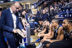 Ικανοποίηση Ζντοβτς για τη νίκη, μίλησε για λάθη ο Λυκογιάννης