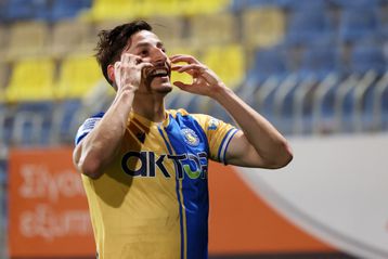 Ο Μπαρτόλο διπλασίασε τα τέρματα του Αστέρα AKTOR κόντρα στον Βόλο