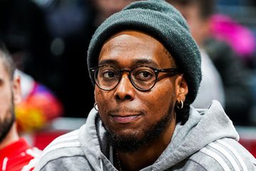 Ο Ερυθρός Αστέρας έδωσε συμβόλαιο στον Τόμπκινς μέχρι το τέλος της σεζόν