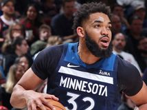 Σοκ στους Τίμπεργουλβς: Υπέστη ρήξη μηνίσκου ο Τάουνς