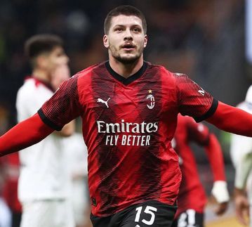 Μίλαν: Κοντά σε ανανέωση συμβολαίου ο Γιόβιτς