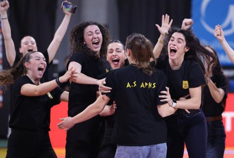 Άρης Betsson: Αποθέωση για τη ομάδα γυναικών στο Παλέ και… τρίποντο από το κέντρο! (vid/pics)