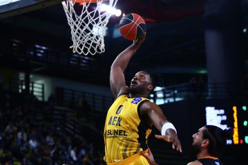 Ασταμάτητη η ΑΕΚ: Νέα παράσταση, 9η σερί νίκη και… κατηφόρα για τον Προμηθέα