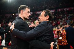 Πώς ο Μπαρτζώκας νίκησε ξανά τον Άταμαν στην Ευρωλίγκα!