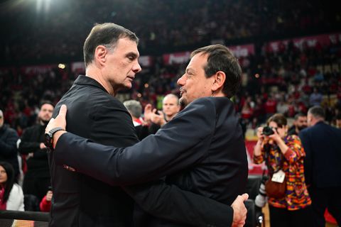 Πώς ο Μπαρτζώκας νίκησε ξανά τον Άταμαν στην Ευρωλίγκα!