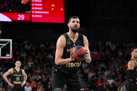 Νέο σοκ στη Μονακό με Μίροτιτς που ενδέχεται να χάσει τη σεζόν - Ποιοι είναι οι διαθέσιμοι παίκτες για τον Σπανούλη