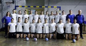 Η αποστολή της Εθνικής χάντμπολ γυναικών για τους αγώνες με τη Γερμανία