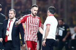 Η Λαμία τον κρατάει στην... τσίτα