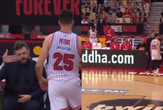 Ο Πίτερς δεν έδωσε το χέρι του στον Μπαρτζώκα τη στιγμή της αλλαγής του (vid)