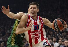 Ο Ερυθρός Αστέρας έριξε στο καναβάτσο την Τσιμπόνα πριν παίξει με τον Παναθηναϊκό AKTOR