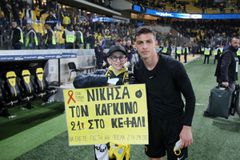 Συγκίνησε ο μικρός φίλος της ΑΕΚ, Μιχαήλ Πάνος: «Να πάρουν δύναμη κι άλλα παιδιά που περνάνε παρόμοιο πρόβλημα και για να νιώσω περήφανος και εγώ»