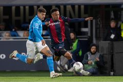 Ισοπαλία ανάμεσα σε Μπολόνια και Νάπολι, έχασαν την ευκαιρία να μειώσουν στον πόντο από την κορυφή οι Παρτενοπέι