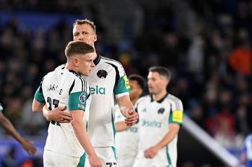 Πέρασε από το Λέστερ και «κοιτάζει» τα... αστέρια η Νιούκαστλ