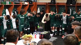 Η πωρωτική ομιλία του Βιτόρια και οι έντονες αντιδράσεις του στο ντέρμπι με την ΑΕΚ (vid)