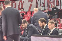 Περνάνε τα χρόνια: Ρούντι, Σέρχιο και Ρέγιες με κουστούμια στον πάγκο της Ρεάλ