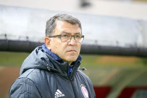 «Τέλος» ο Λεμονής από την Ραντνίτσκι  Νις