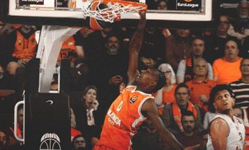 Η Βαλένθια υπέταξε την Αρμάνι, εύκολα ο Ερυθρός Αστέρας την Παρί (pic/vid)