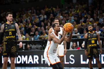 Το «καρφί» για τους Ευρωπαίους: «Τον Σπανούλη τον λένε G.OA.T, τον Ναν όχι»