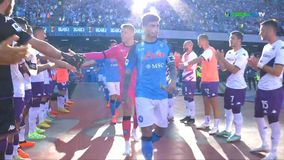 Το pasillo των παικτών της Φιορεντίνα στους πρωταθλητές