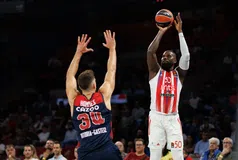 Ο Μπεν Μπέντιλ αποχαιρέτησε τον Ερυθρό Αστέρα