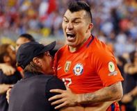 Όργια πριν από παιχνίδια, όπλα στο κεφάλι και ναρκωτικά: Ο Γκάρι Μεντέλ έζησε έξω από τα όρια ενός επαγγελματία ποδοσφαιριστή