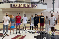 O Ντουέιν Μπέικον προπονείται με NBAers στην Φλόριντα