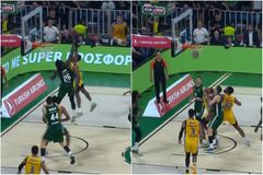 Ο Κλίβελαντ έβαλε το... κάρφωμα της χρονιάς! (vid)