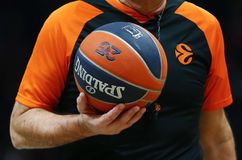 Οι διαιτητές της Euroleague εξέδωσαν ανακοίνωση για επιθέσεις που δέχθηκαν από «ιδιοκτήτη ομάδας»: «Αυτά μας είπε - Πρέπει να περιμένουμε κάτι χειρότερο;»