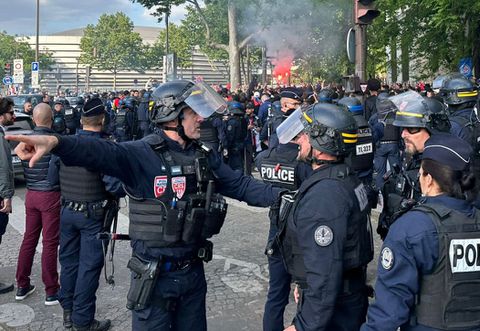 Ένταση έξω από το «Παρκ ντε Πρενς» πριν το Παρί Σεν Ζερμέν - Άρσεναλ (vids)