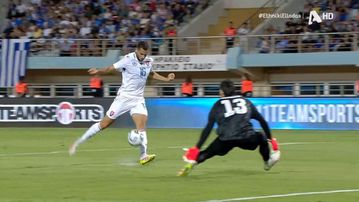 Φανταστικό τελείωμα του εκτεθειμένου Χάντσκο για το 1-1 της Σλοβακίας