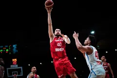 Το τελευταίο εμπόδιο για το Παρίσι: Η Ελλάδα κόντρα στον πιο αποτελεσματικό σέντερ του Προολυμπιακού