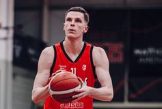 Άμπερκρομπι: «Ανυπομονώ να αγωνιστώ για τους σπουδαίους φιλάθλους του Περιστερίου»