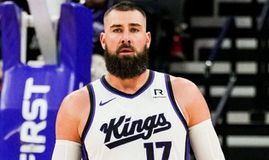 Έντι Τζόνσον για Βαλαντσιούνας: «Να παίζεις οκτώ λεπτά ανά παιχνίδι και να έχεις τους οπαδούς του Γιόκιτς να σε κατηγορούν»